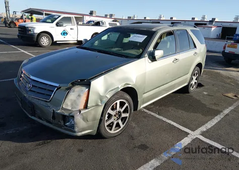 2004 Cadillac Srx V8 z USA, uszkodzony, nr VIN 1GYDE63A940155575